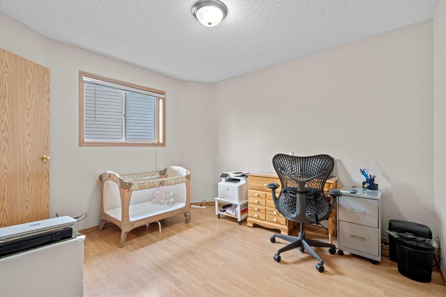 32 Country Hills Mews NW