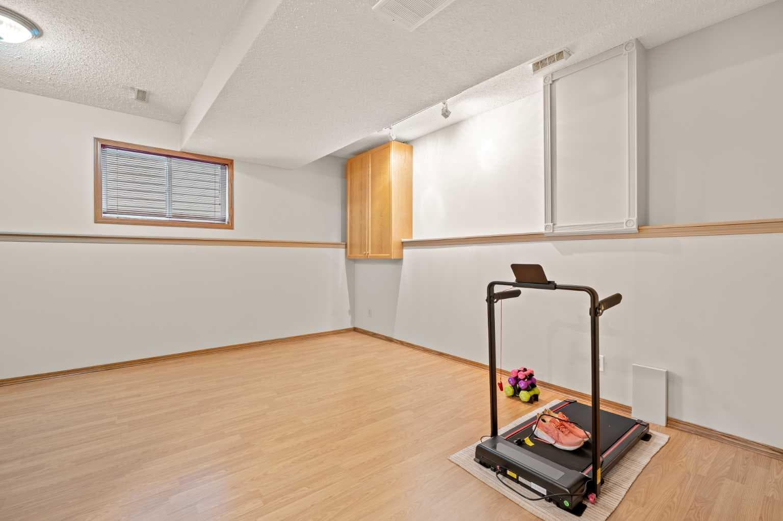 32 Country Hills Mews NW