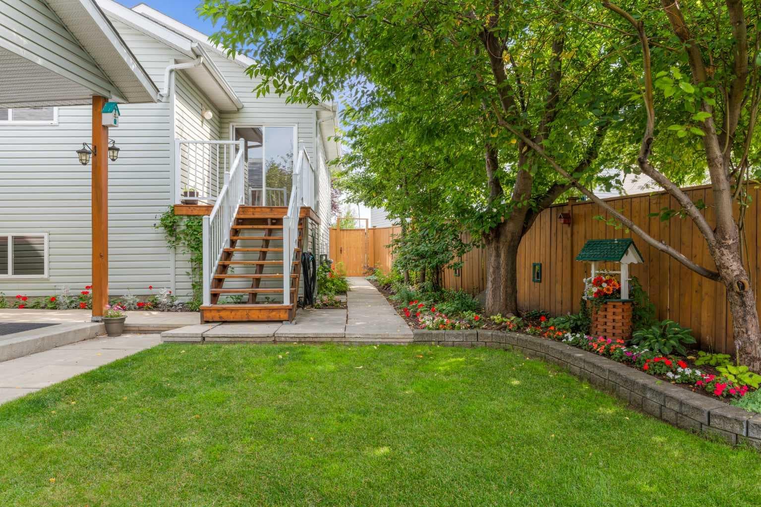32 Country Hills Mews NW