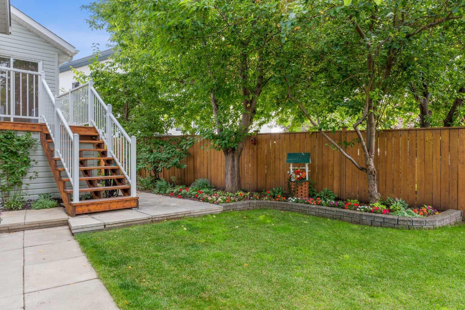 32 Country Hills Mews NW
