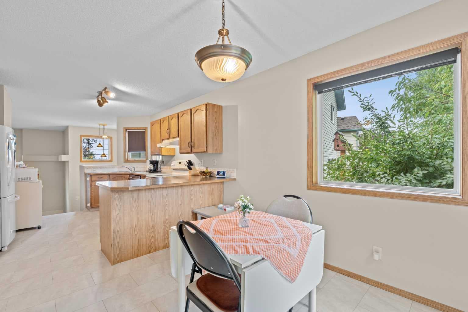 32 Country Hills Mews NW