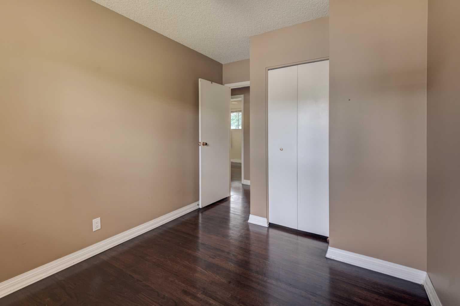 23 Arbour Crescent SE