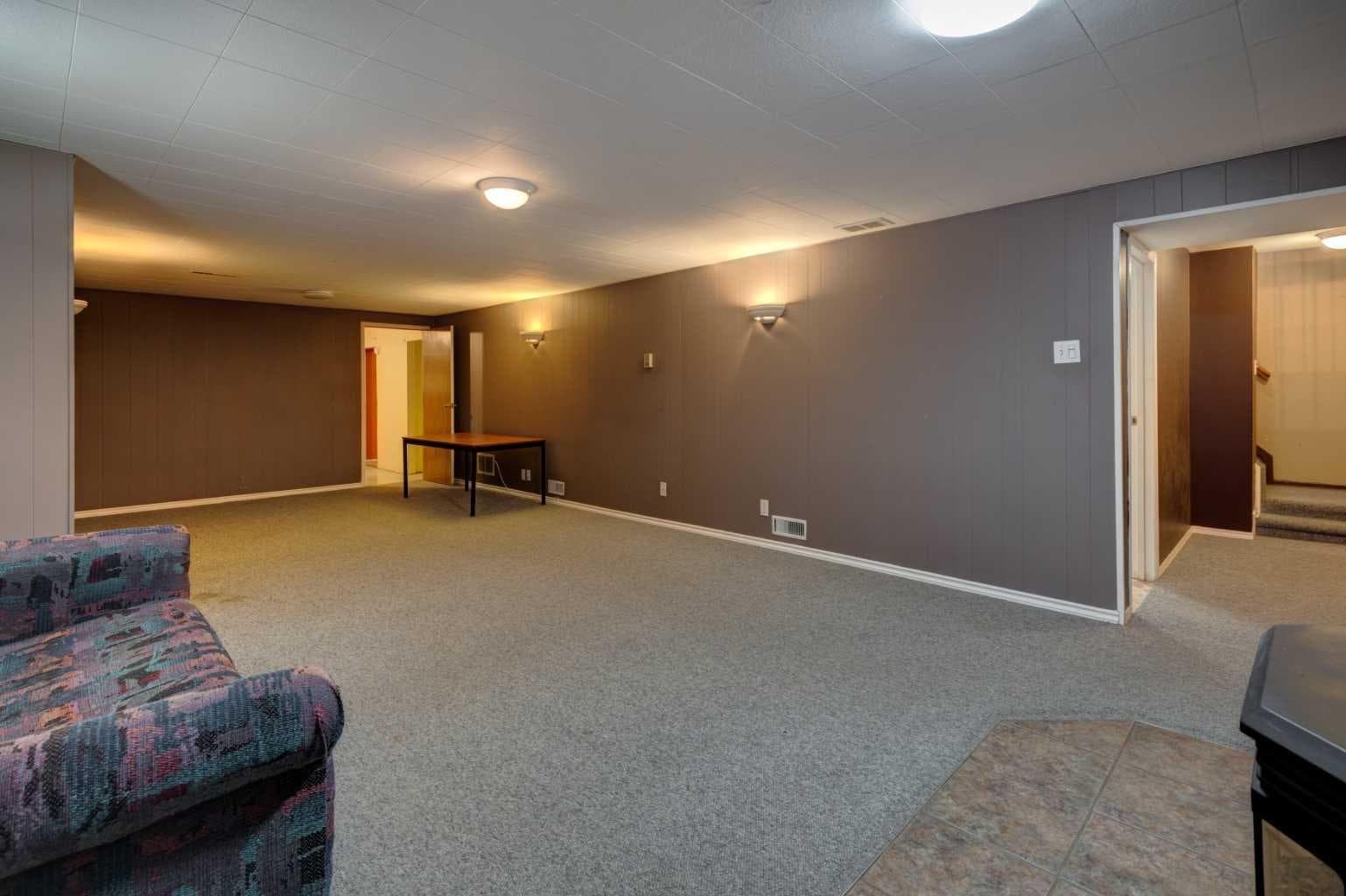 23 Arbour Crescent SE
