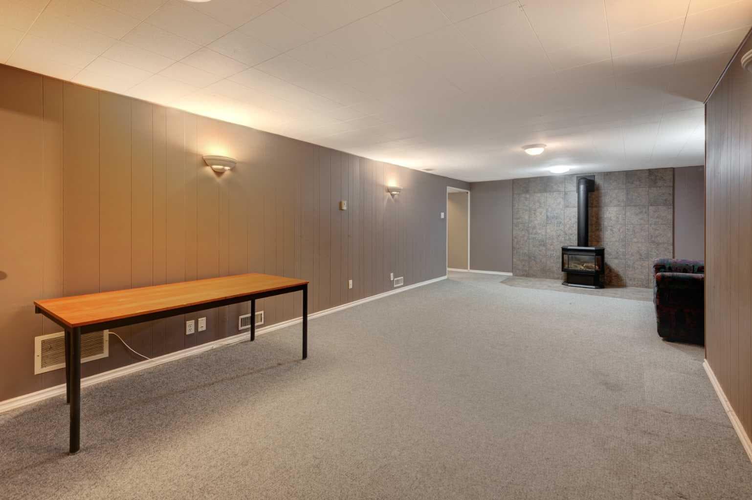 23 Arbour Crescent SE