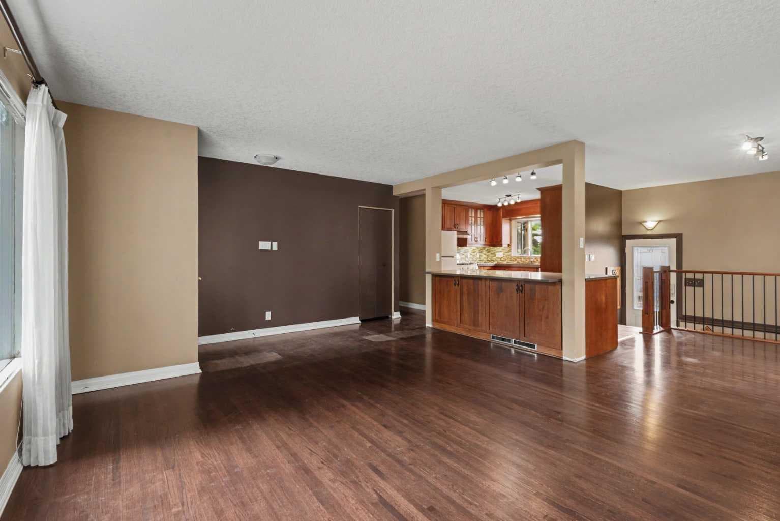 23 Arbour Crescent SE