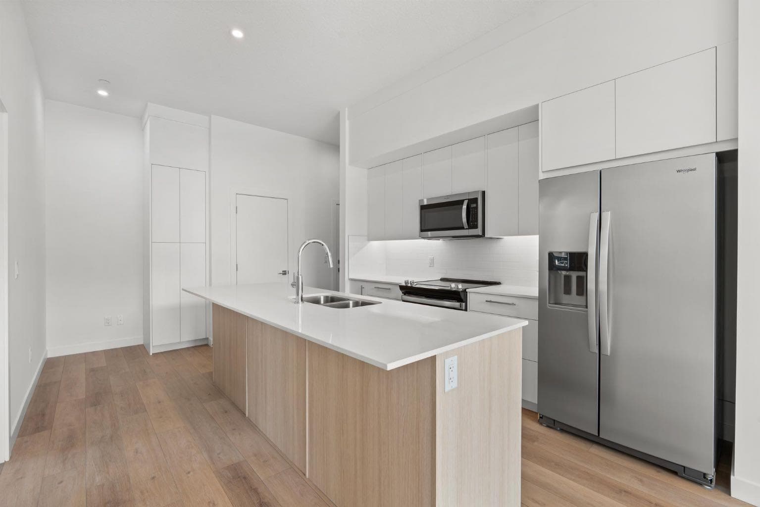 3204, 150 Carrington Gate NW