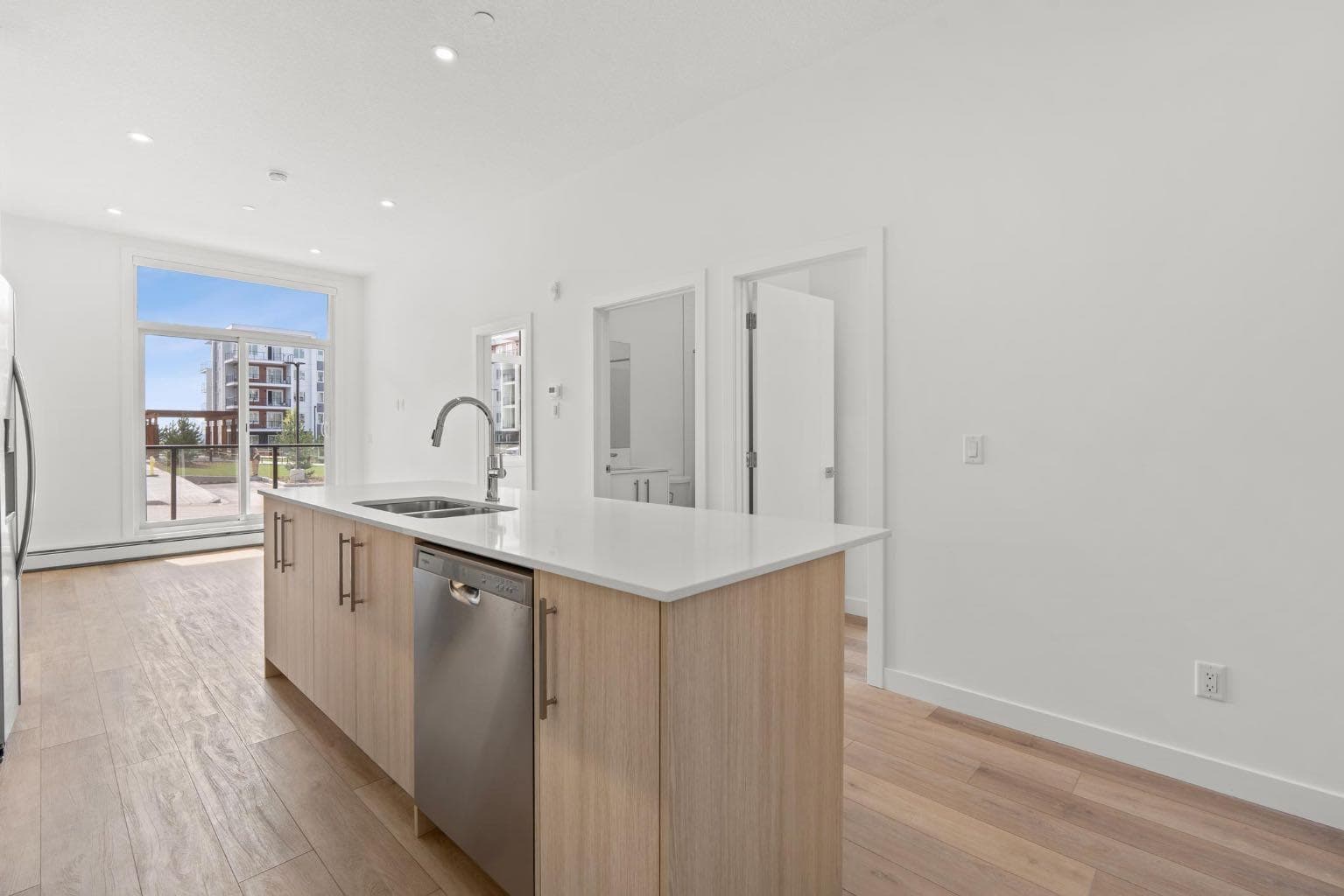 3204, 150 Carrington Gate NW