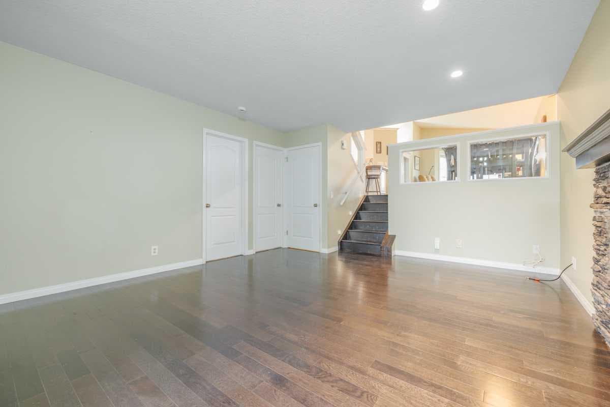 36 Sandpiper Way NW