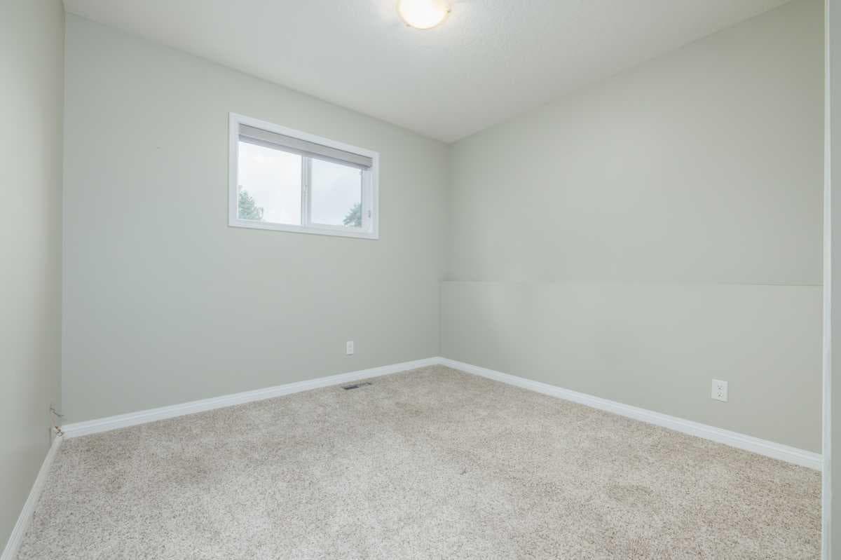 36 Sandpiper Way NW