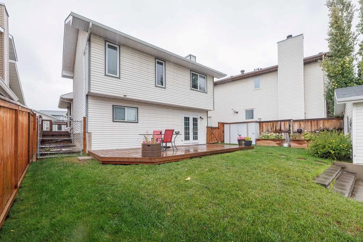 36 Sandpiper Way NW