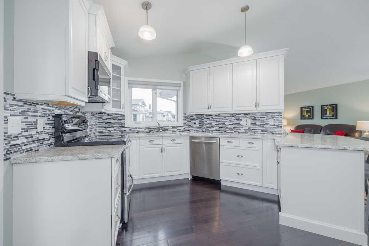 36 Sandpiper Way NW