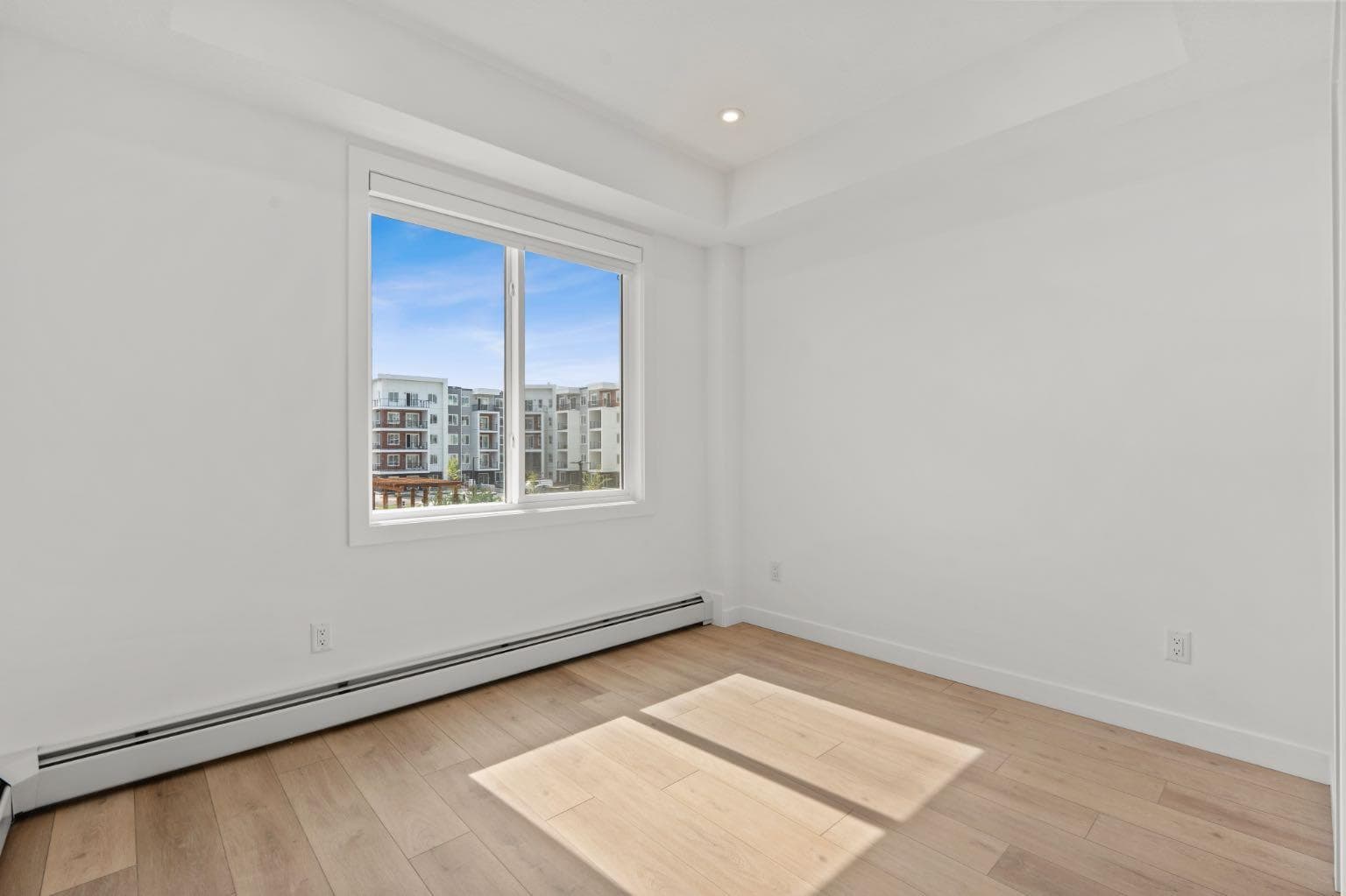 4214, 150 Carrington Gate NW