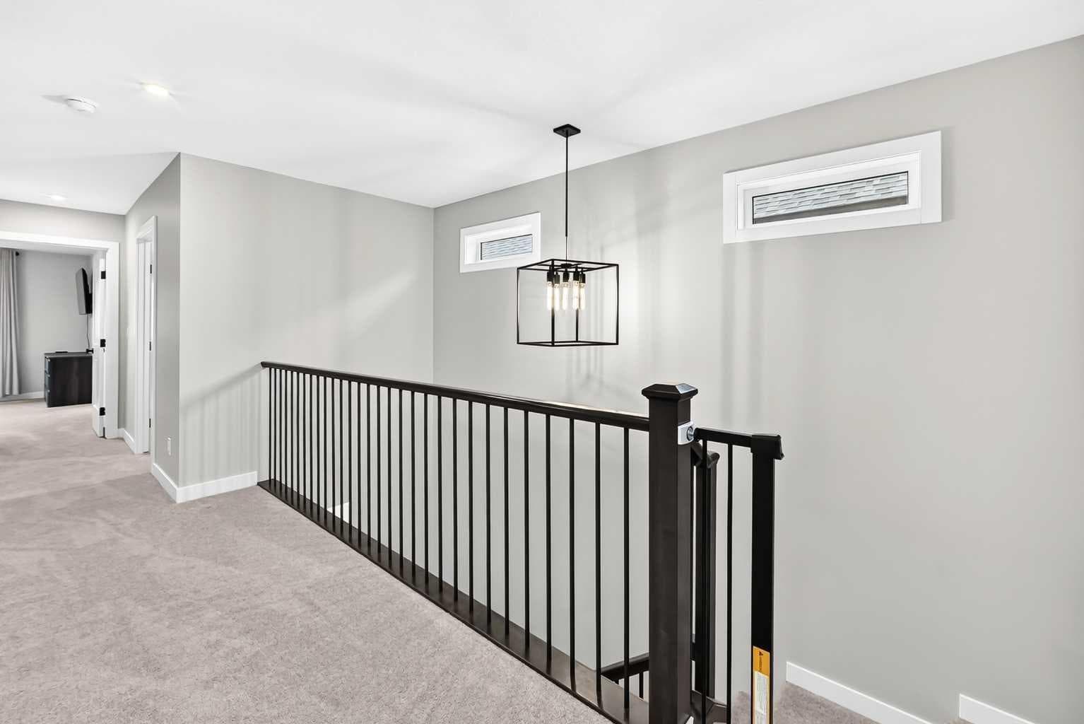 203 Greenwich Drive NW