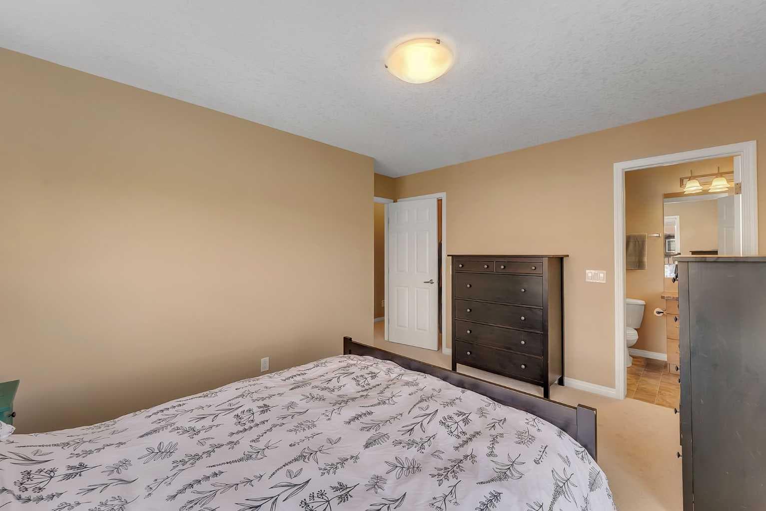 129 Windstone Mews 