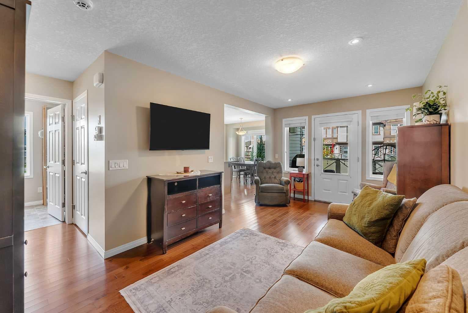 129 Windstone Mews 