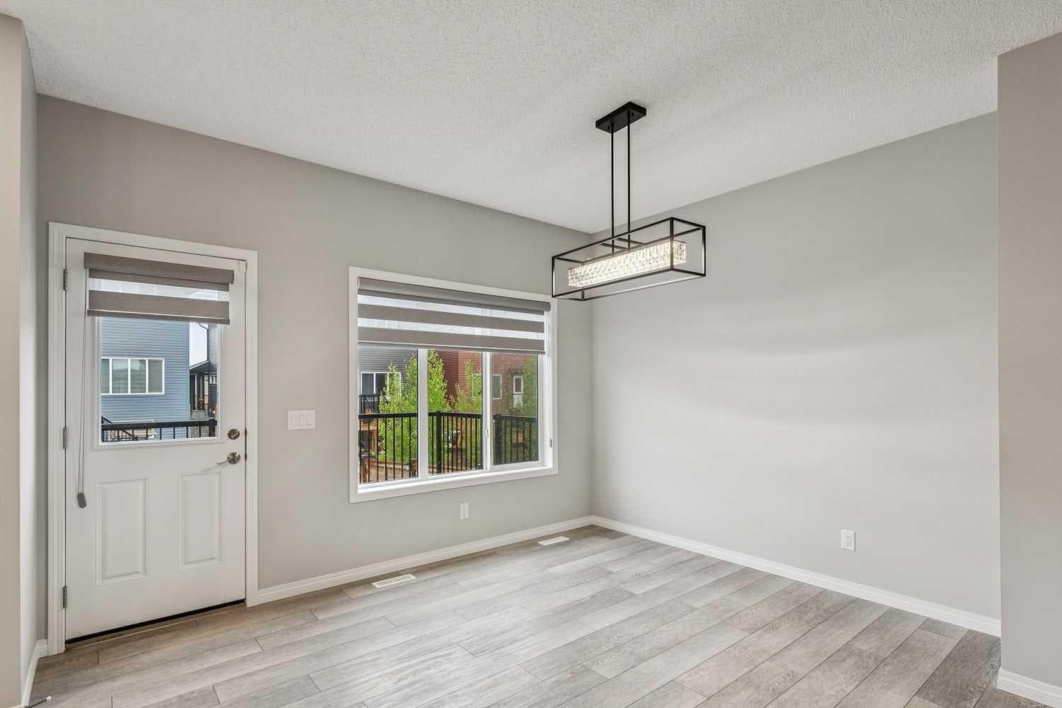 1020 Chinook Gate Heath SW