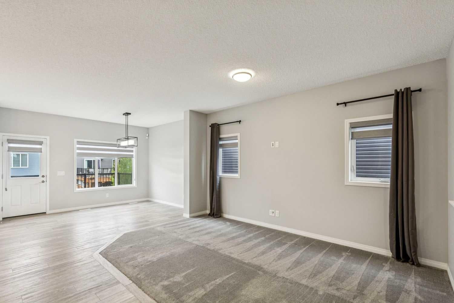 1020 Chinook Gate Heath SW