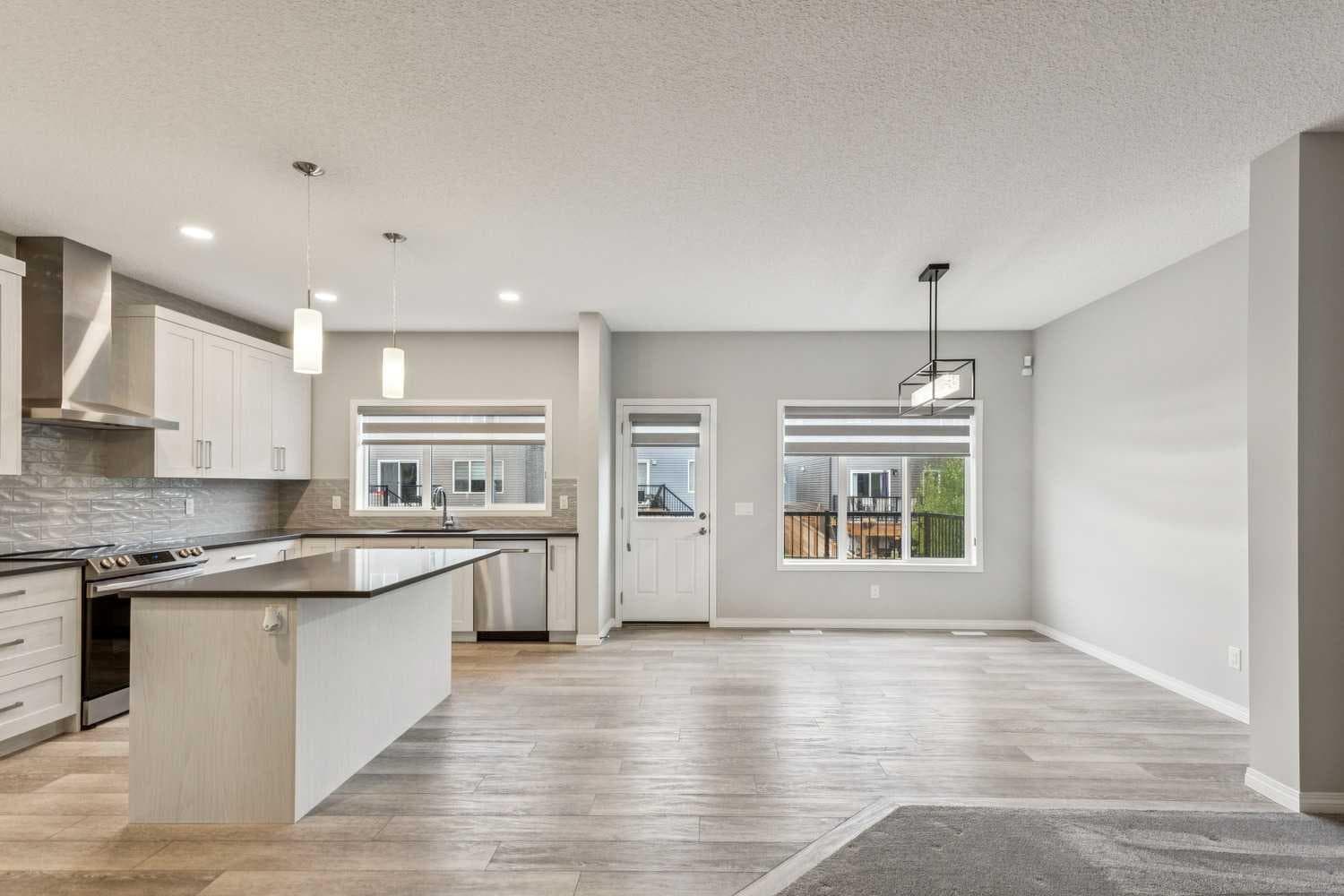 1020 Chinook Gate Heath SW