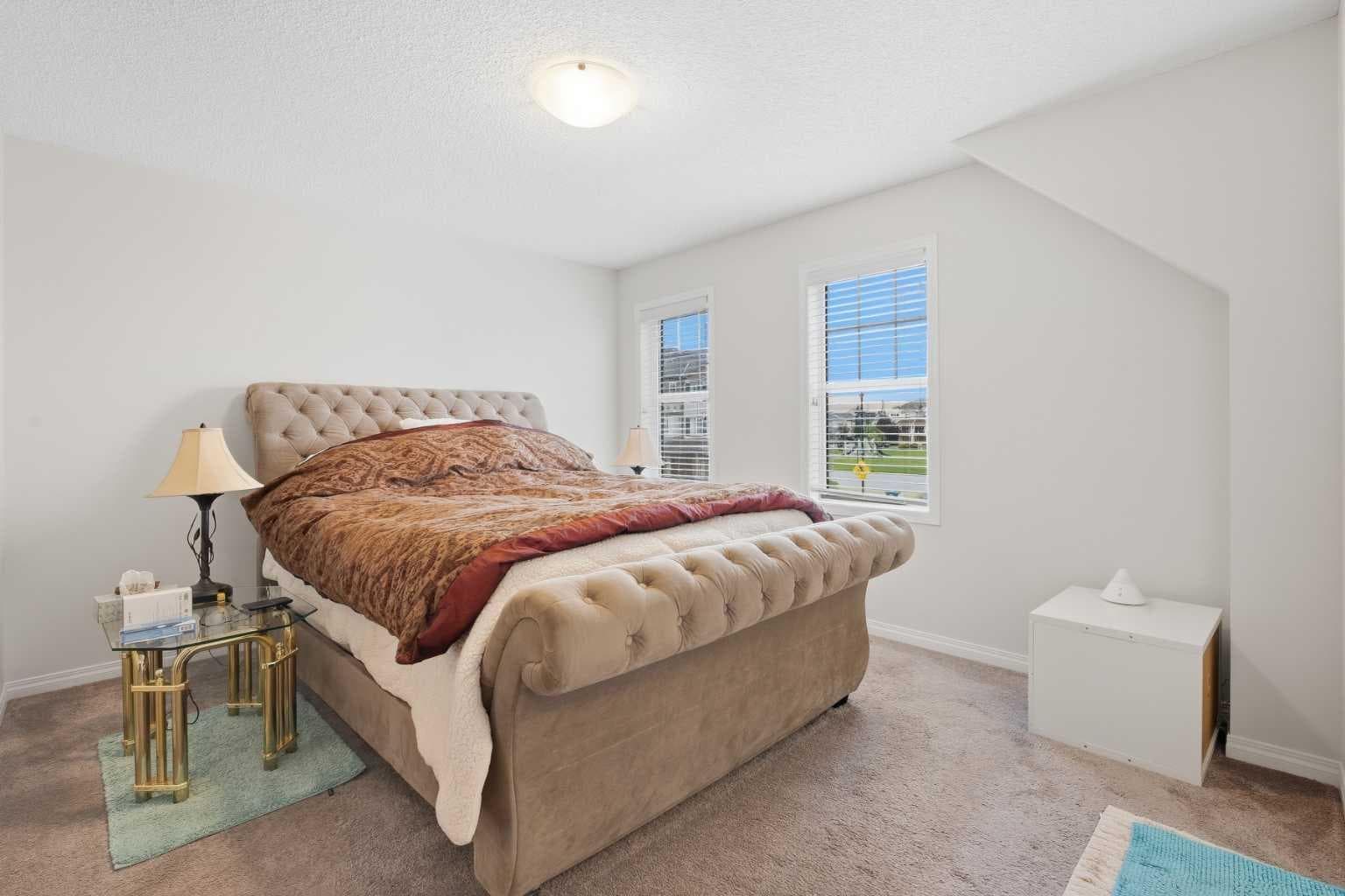 243 Windford Crescent SW