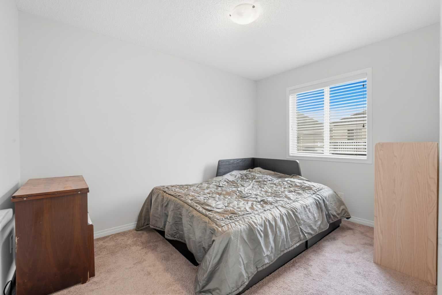 243 Windford Crescent SW