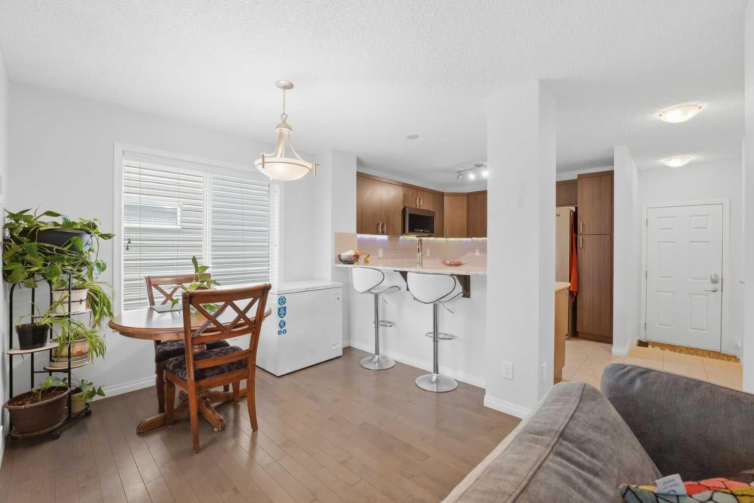 243 Windford Crescent SW