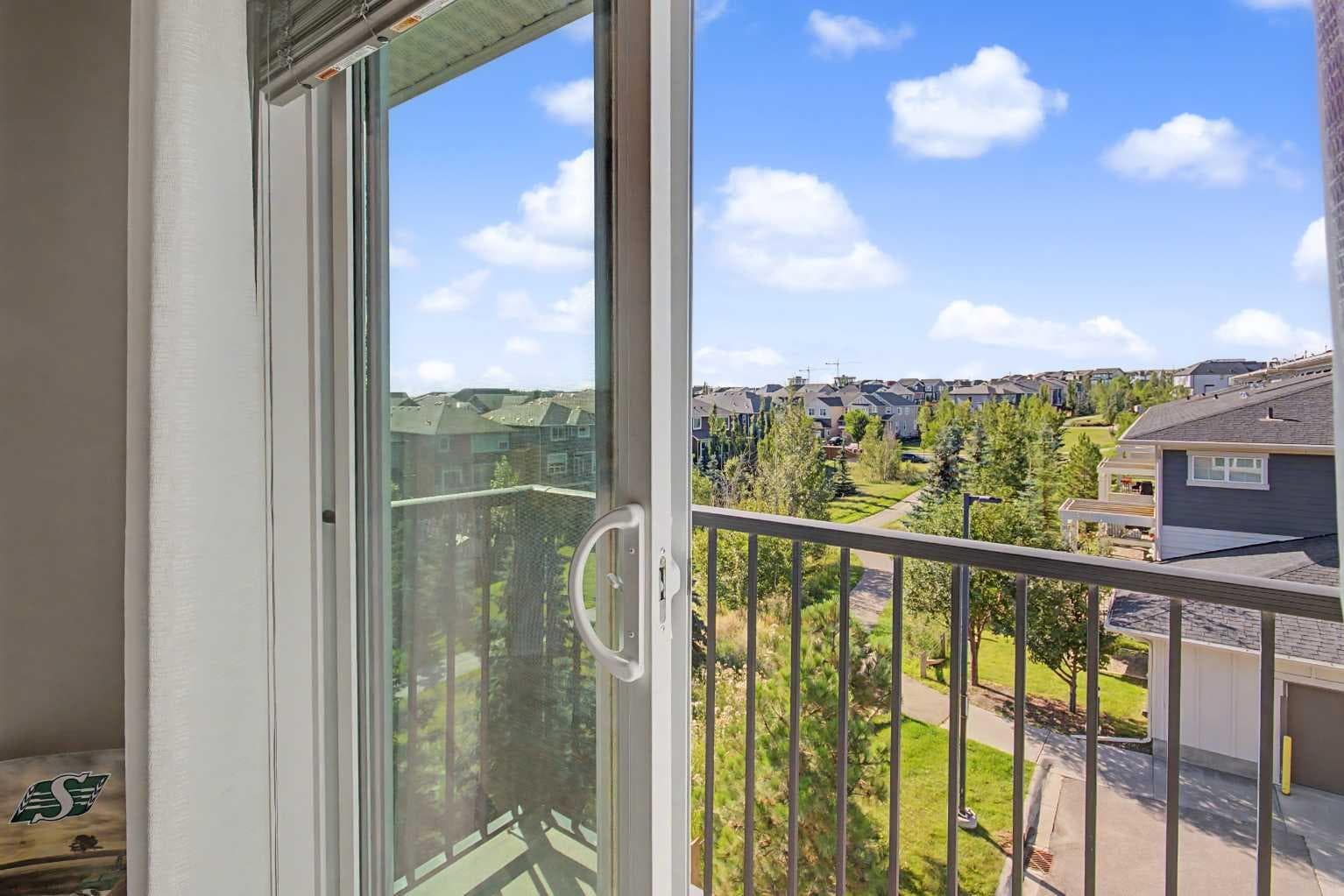 302, 428 Nolan Hill Drive NW