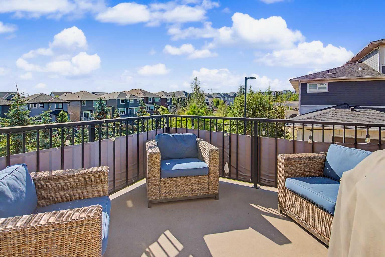 302, 428 Nolan Hill Drive NW