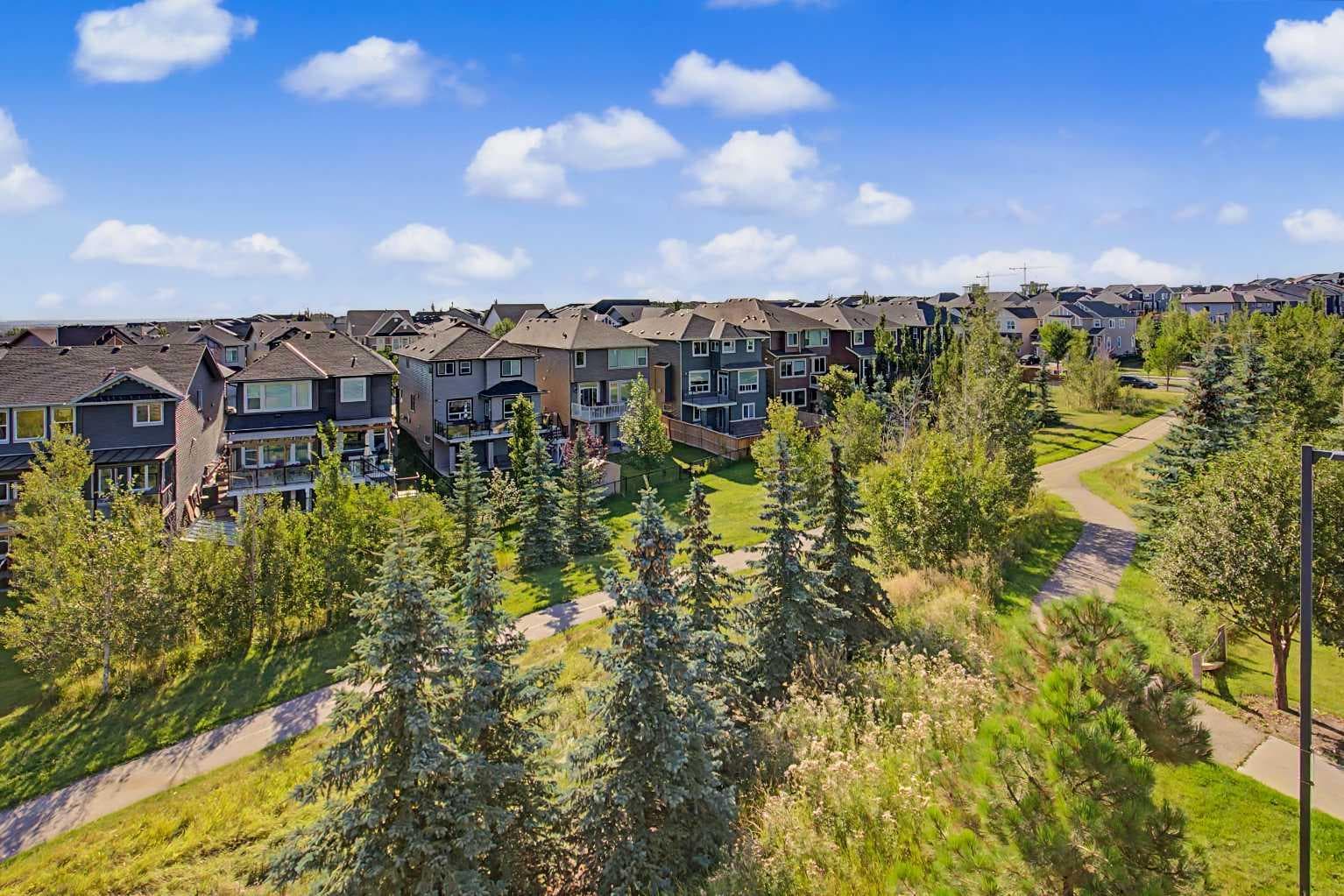 302, 428 Nolan Hill Drive NW