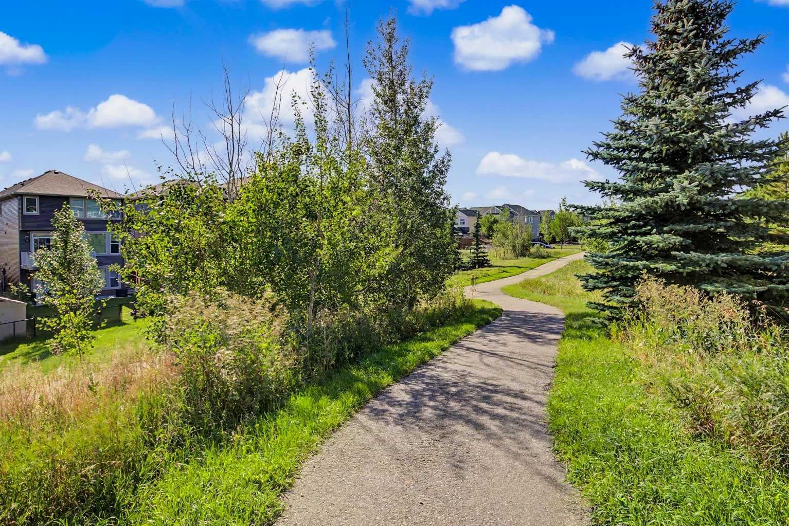 302, 428 Nolan Hill Drive NW