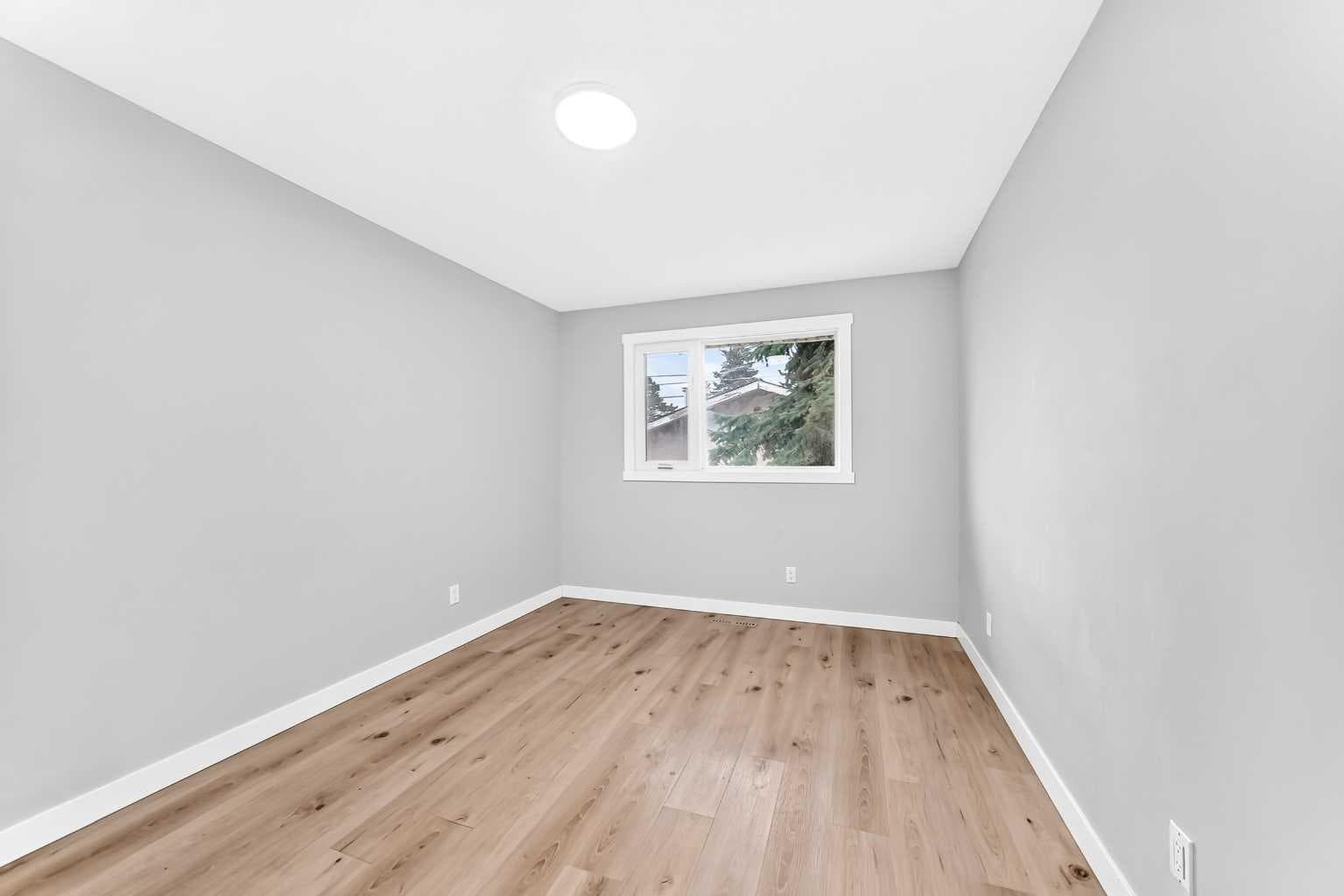 4123 Maryvale Drive NE