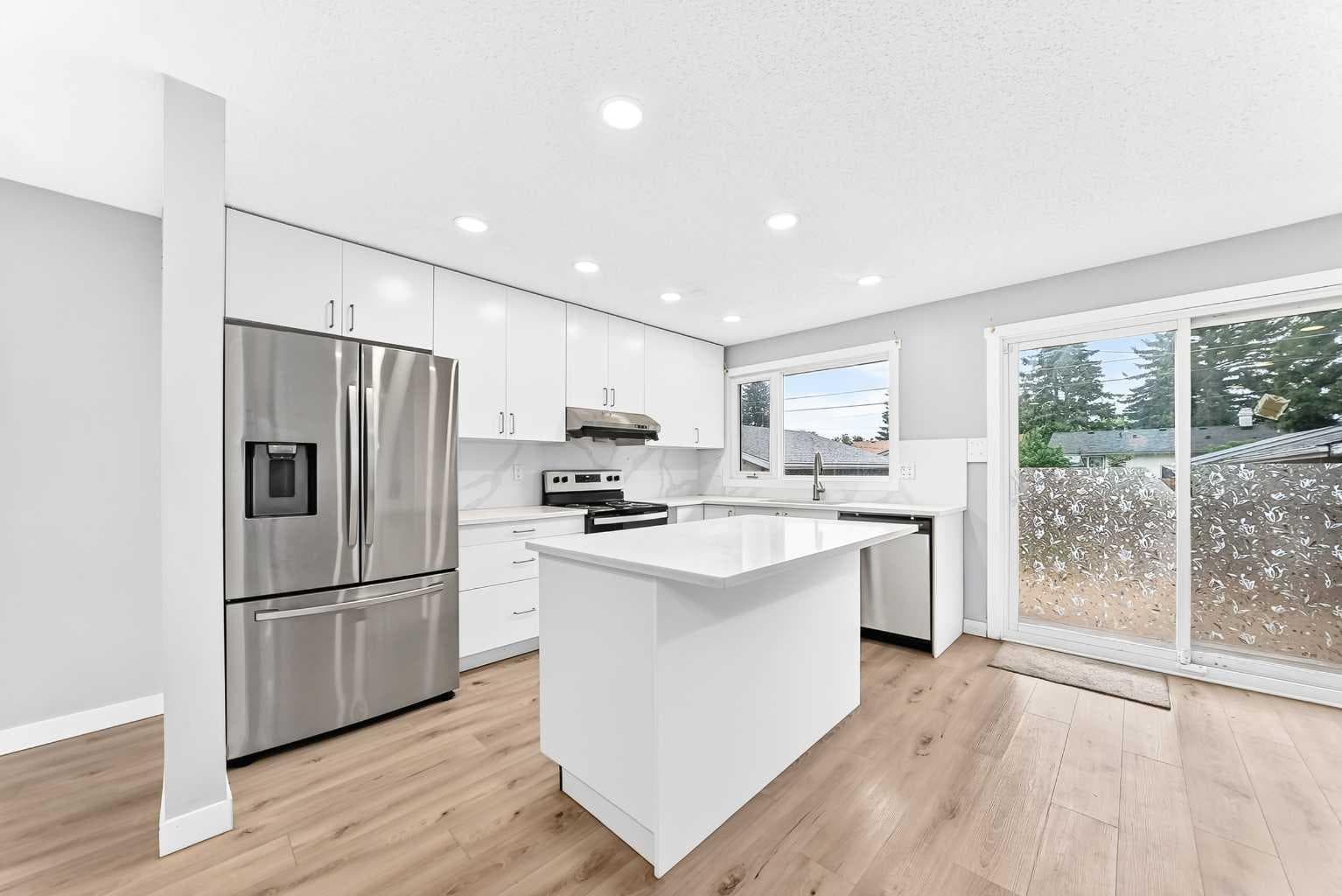 4123 Maryvale Drive NE