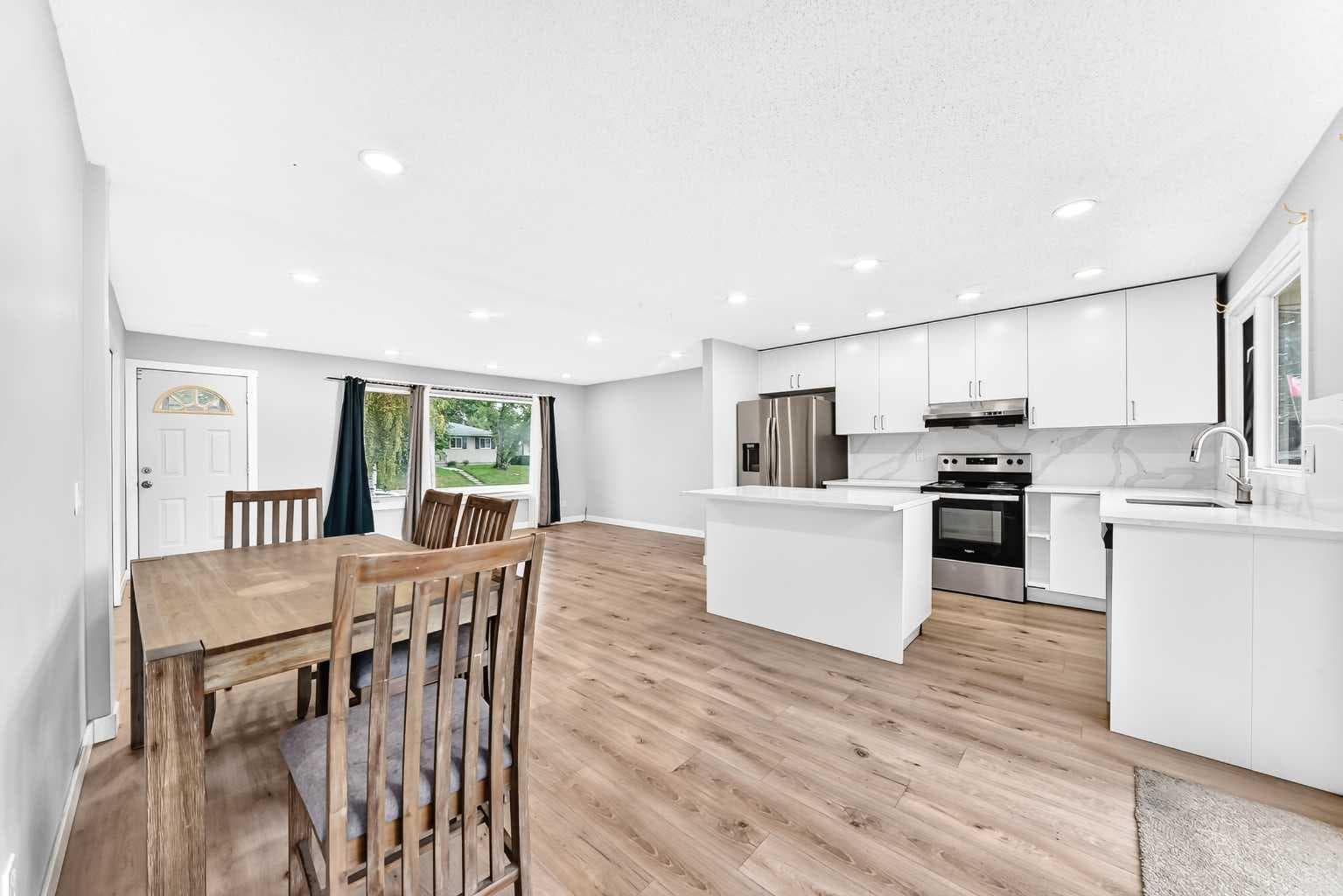 4123 Maryvale Drive NE