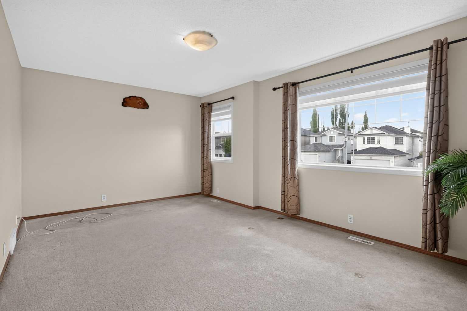 373 Bridlewood Avenue SW