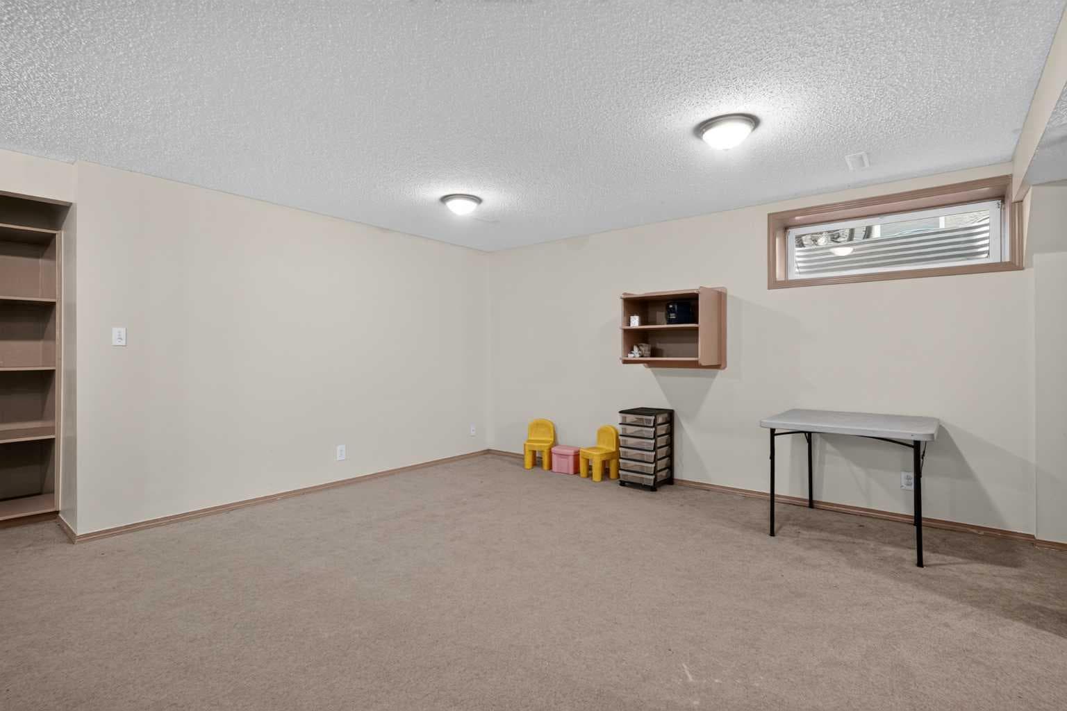 373 Bridlewood Avenue SW