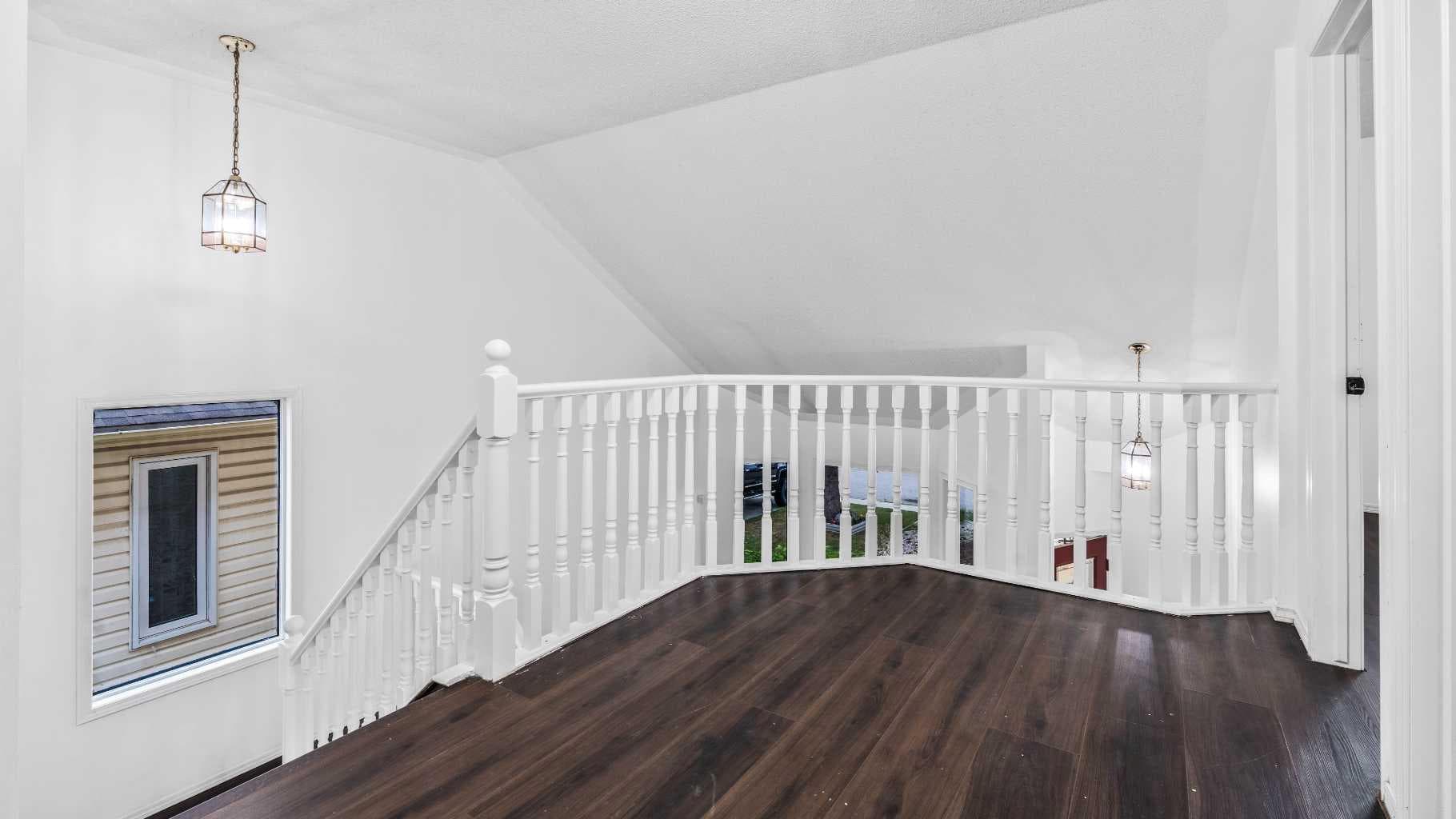 48 Millview Way SW