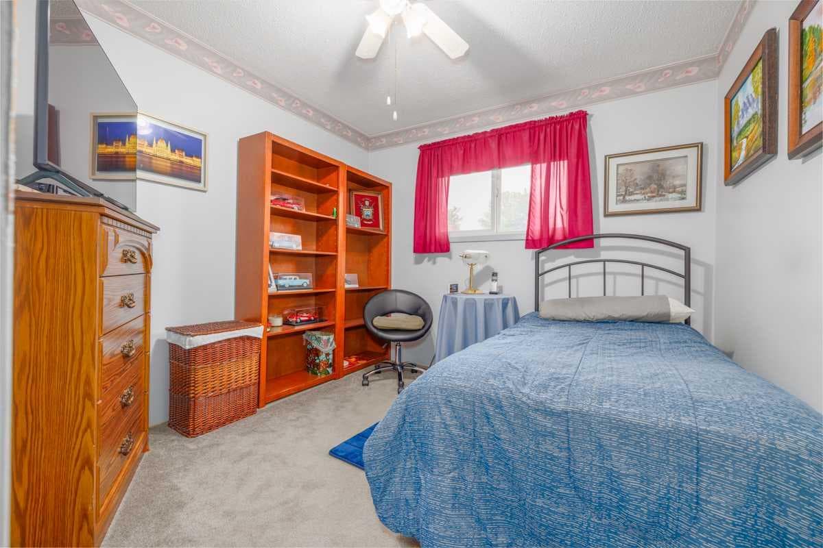 67 Huntham Road NE