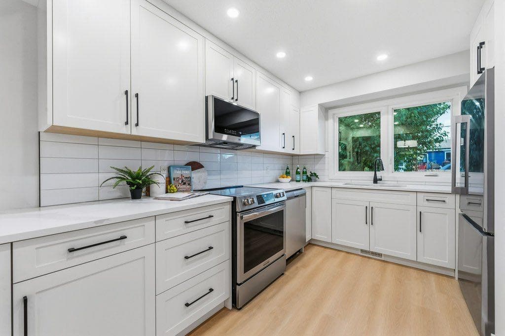 64 Doverview Place SE