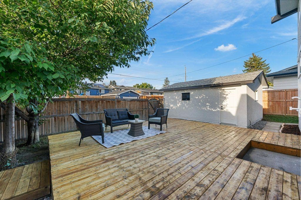 64 Doverview Place SE
