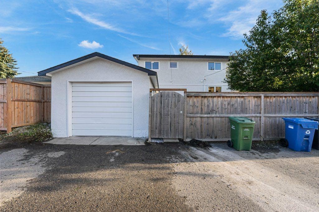 64 Doverview Place SE
