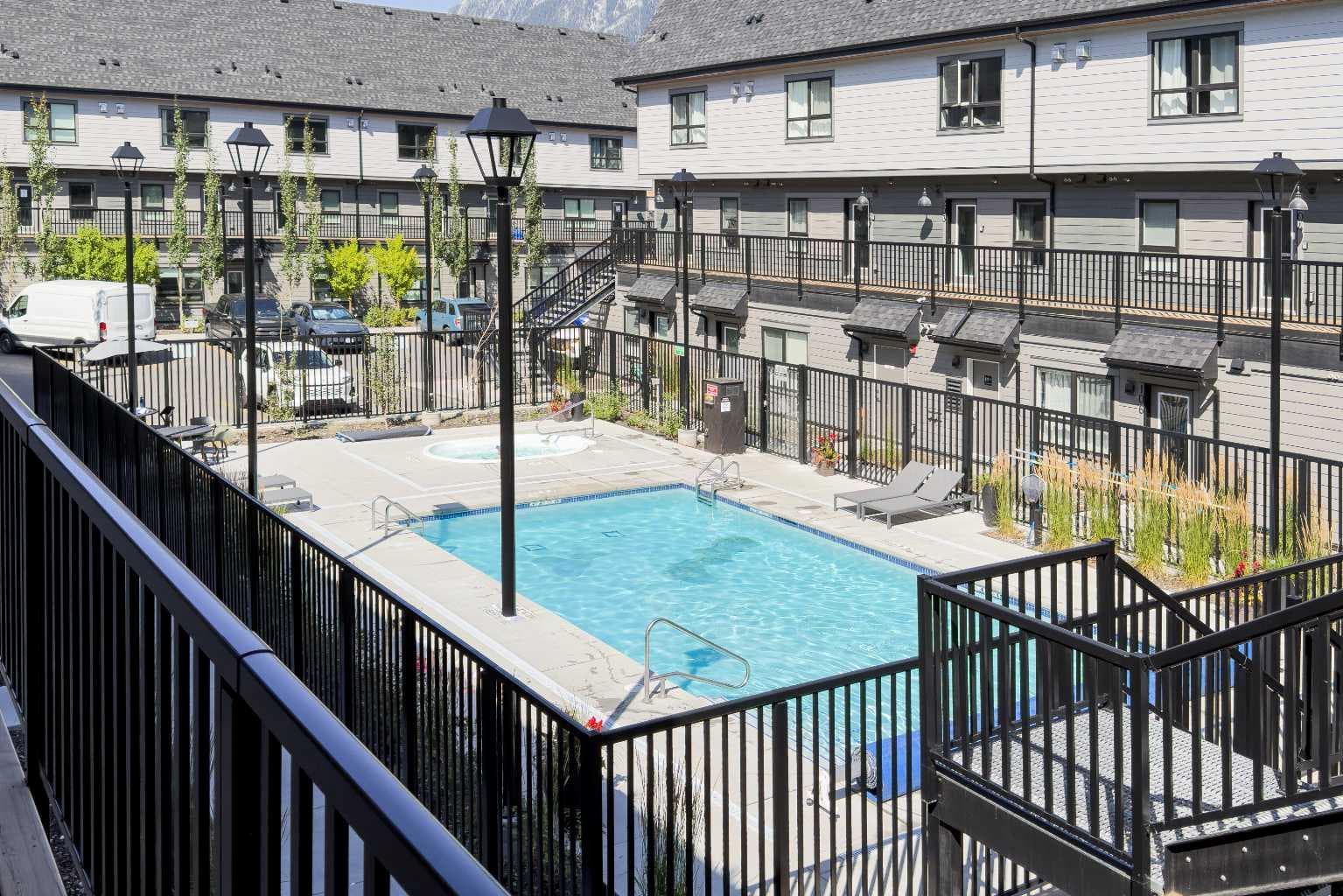 106, 109 Kananaskis Way 