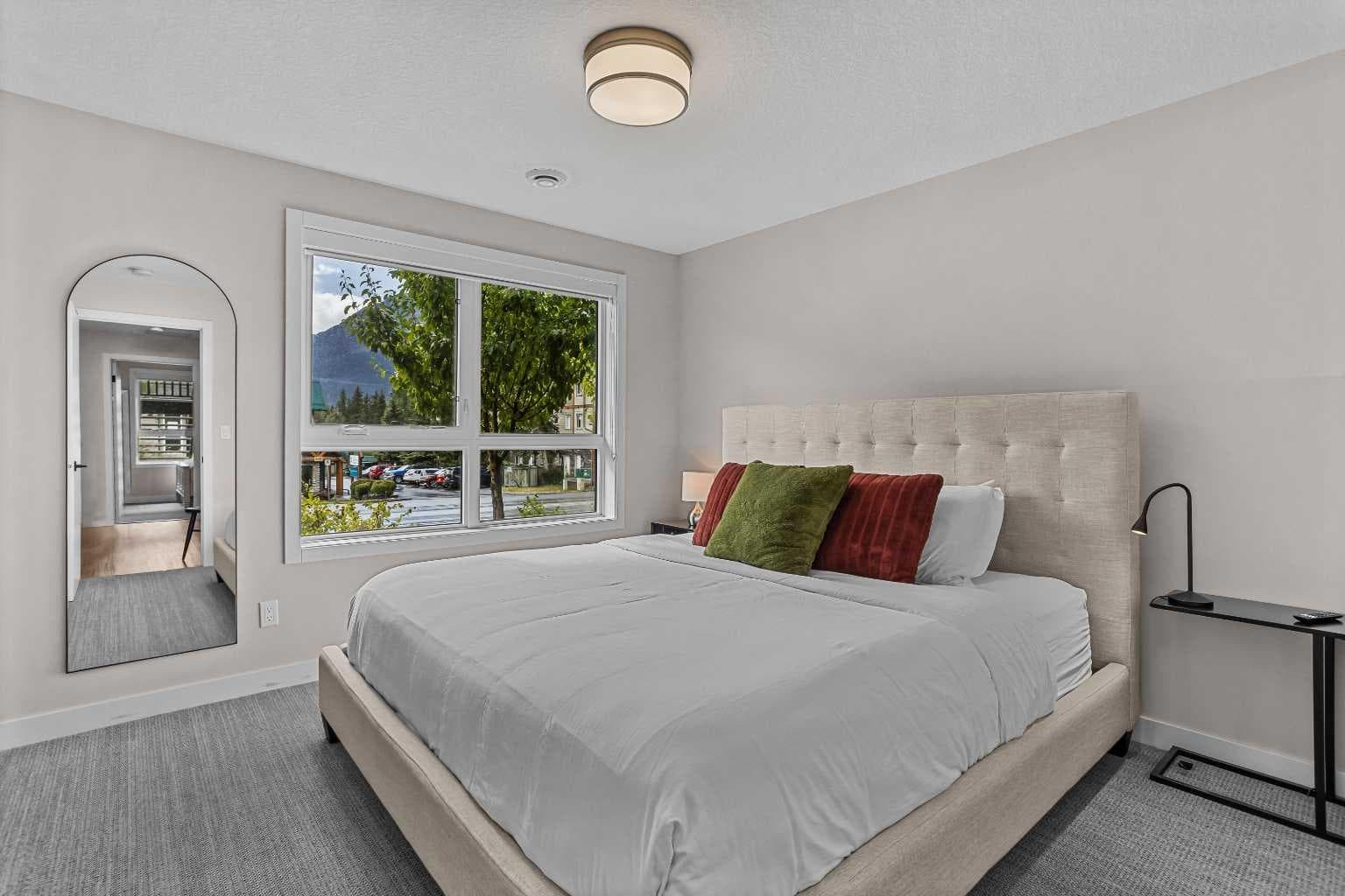 106, 109 Kananaskis Way 