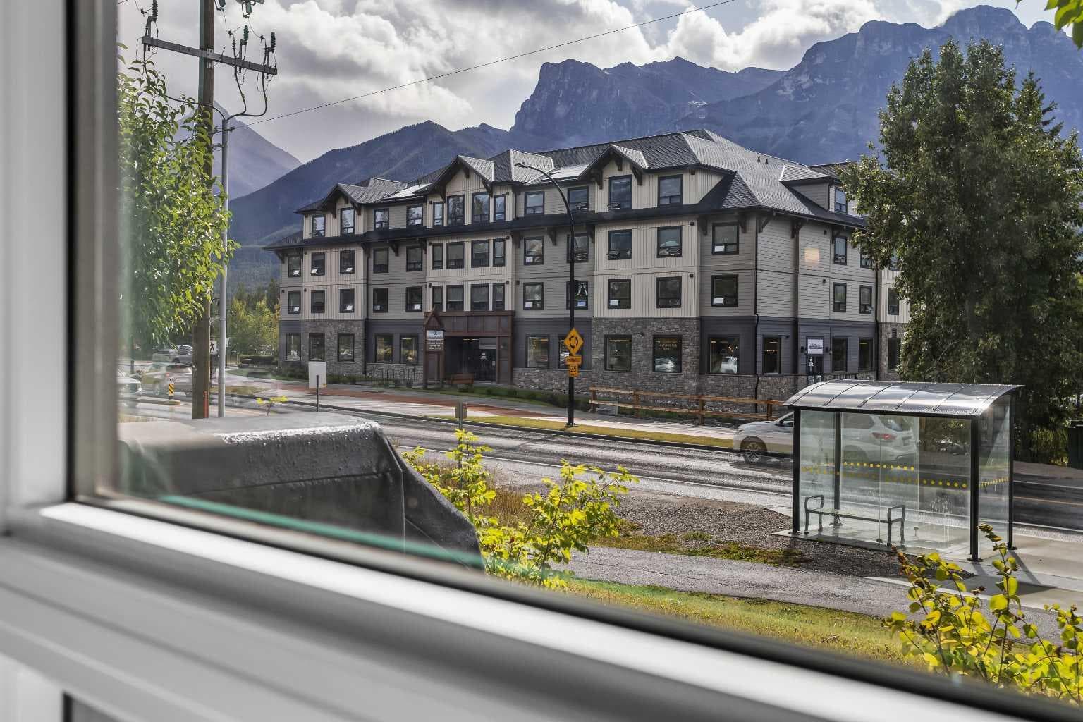 106, 109 Kananaskis Way 