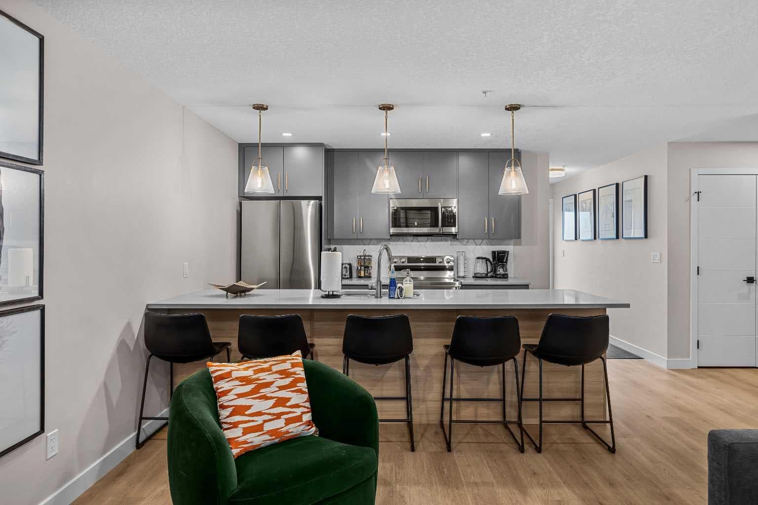 106, 109 Kananaskis Way 