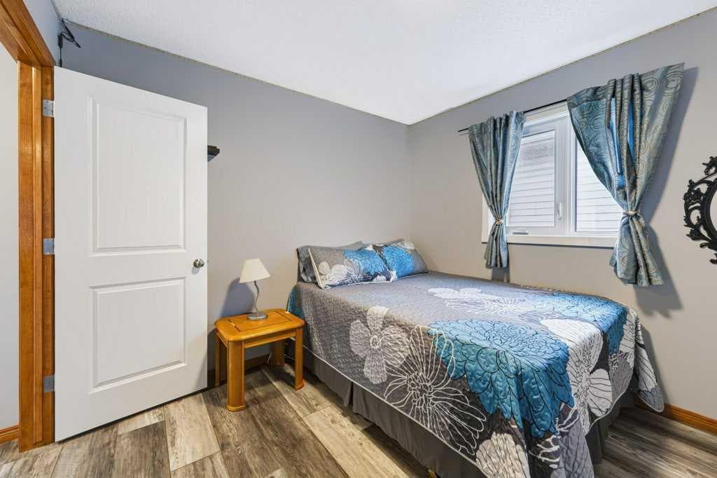 81 Chapman Close SE
