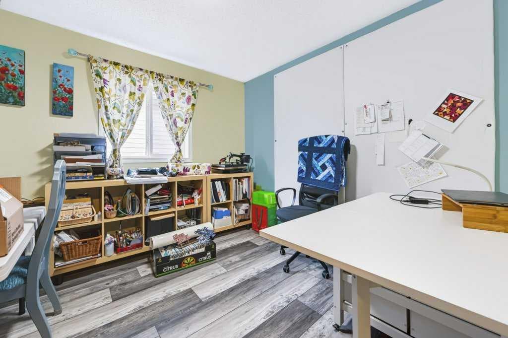 81 Chapman Close SE