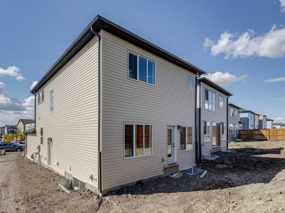 114 Cornerbrook Crescent NE