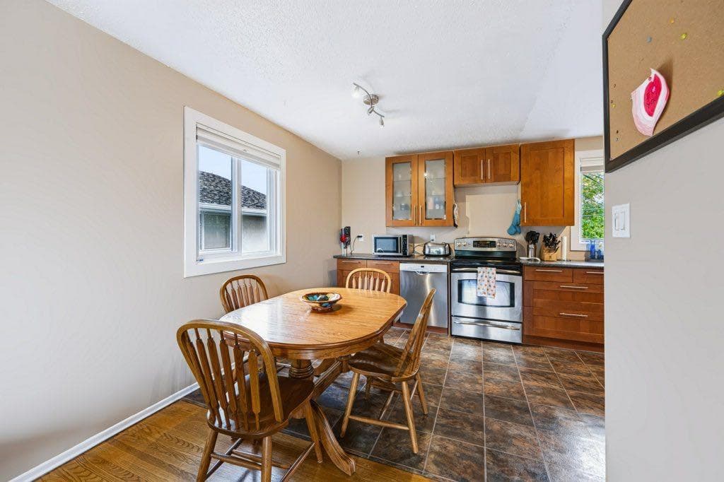 1012 Raynard Crescent SE