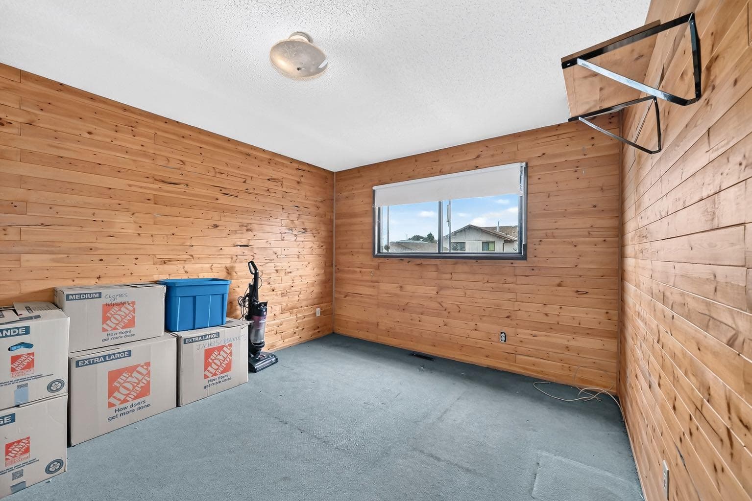 33 Aberdare Way NE