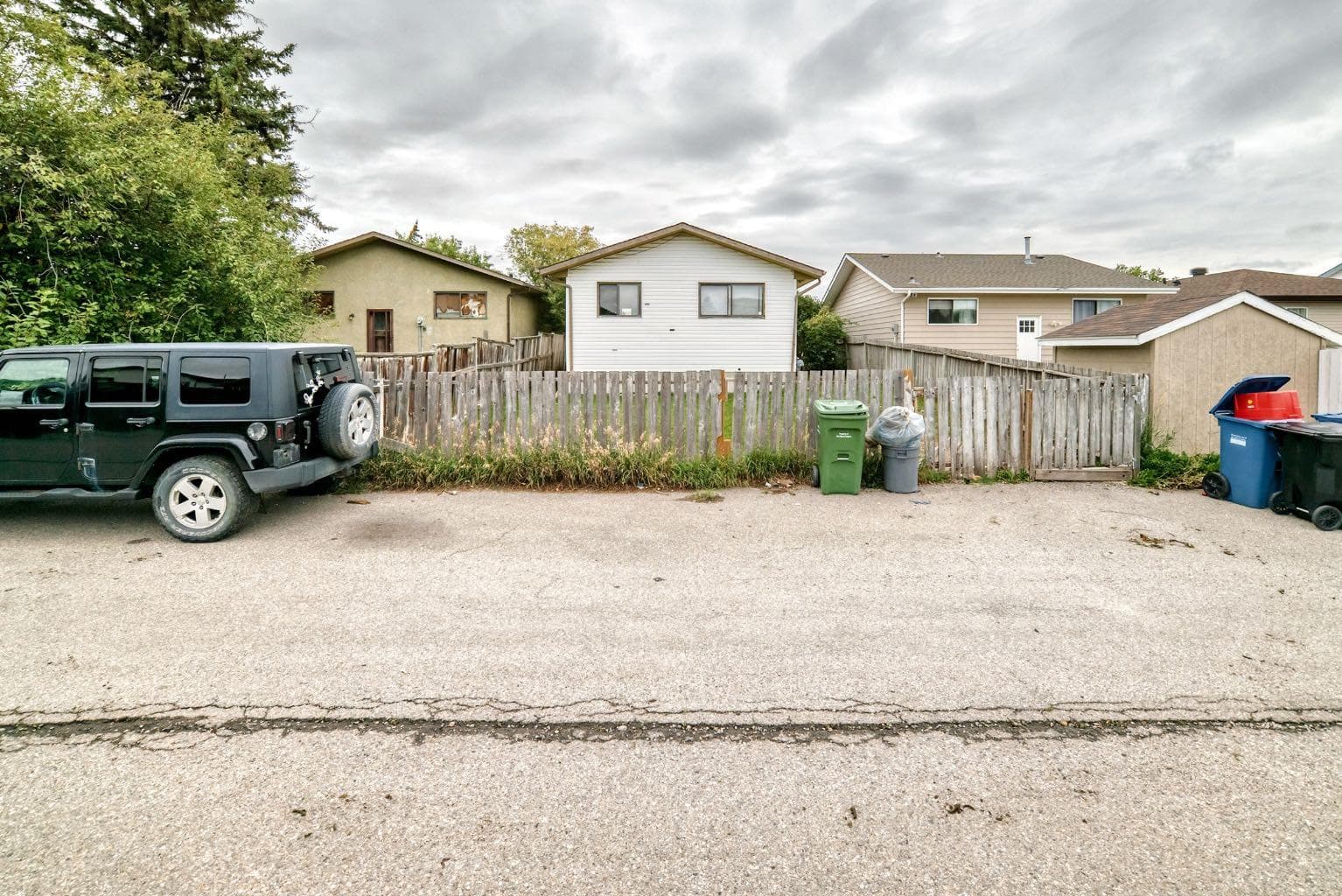 33 Aberdare Way NE