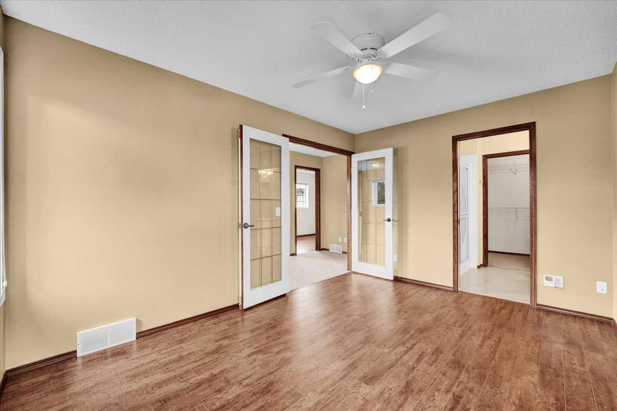 6 Hidden Valley Gardens NW